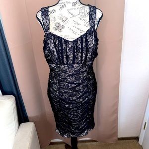 14W bodycon dress black lace over nude lining